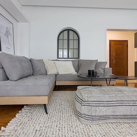 A Unique Apartment In The Historical Center-3Bds أثينا المظهر الخارجي الصورة