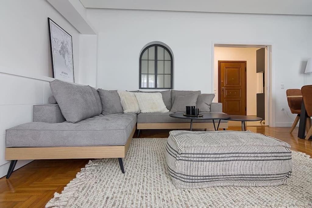 A Unique Apartment In The Historical Center-3Bds أثينا المظهر الخارجي الصورة