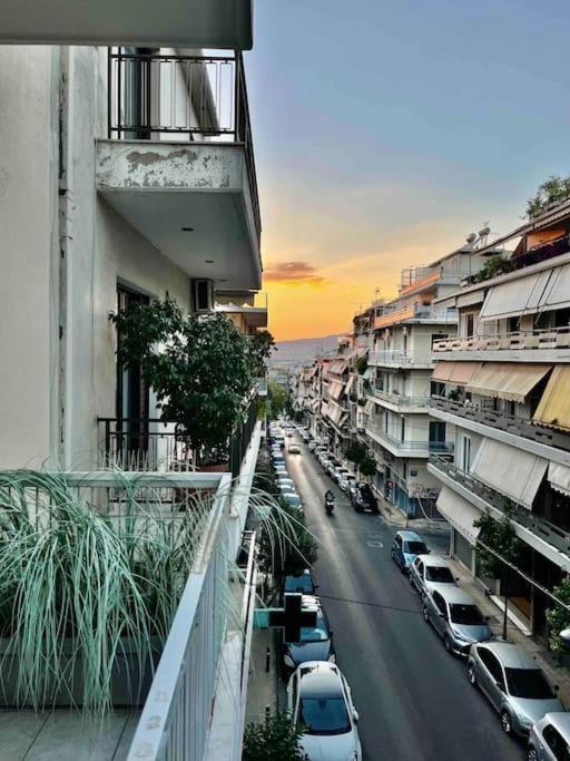 A Unique Apartment In The Historical Center-3Bds أثينا المظهر الخارجي الصورة