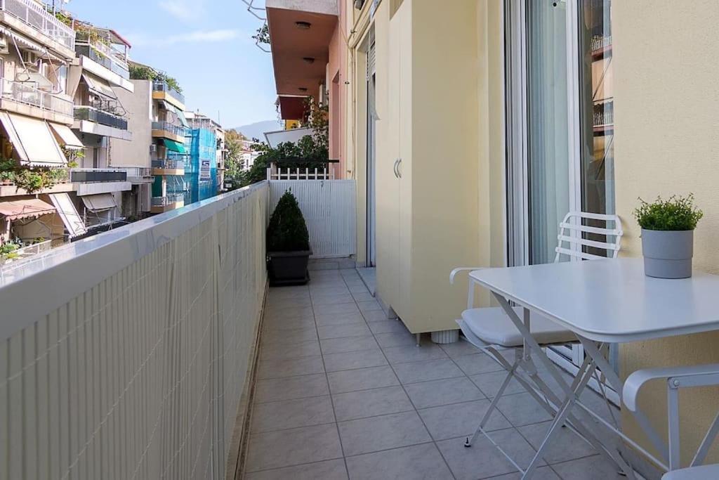 A Unique Apartment In The Historical Center-3Bds أثينا المظهر الخارجي الصورة